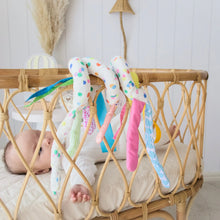 Load image into Gallery viewer, Tiny Land® Montessori Toys for Newborns (0–3 Months)