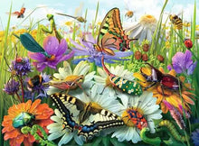Load image into Gallery viewer, Wonderful World of Insects 100pc